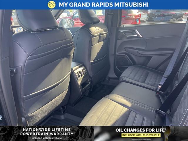 2026 Mitsubishi Outlander LE 1.5T S-AWC