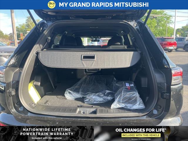 2026 Mitsubishi Outlander LE 1.5T S-AWC