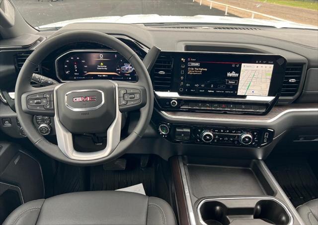 2026 GMC Sierra 2500HD Crew Cab, Standard Bed, SLT, 4WD