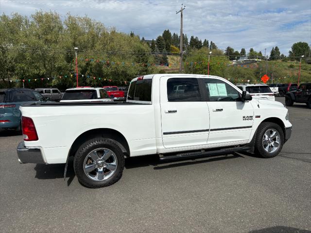 2017 Ram 1500 Big Horn Crew Cab 4x4 6'4" Box