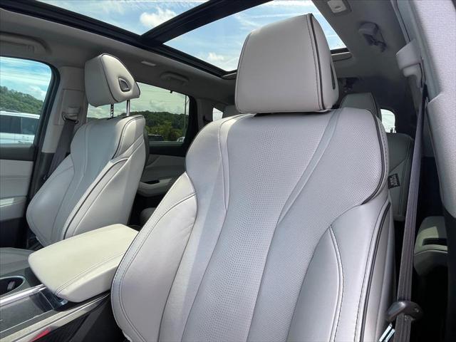 2022 Acura MDX Advance Package
