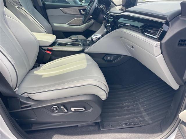 2022 Acura MDX Advance Package