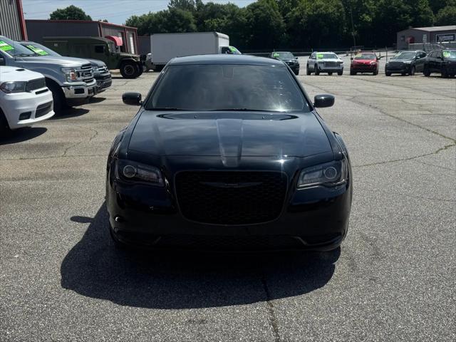 2022 Chrysler 300 Touring