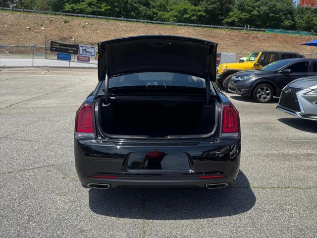 2022 Chrysler 300 Touring