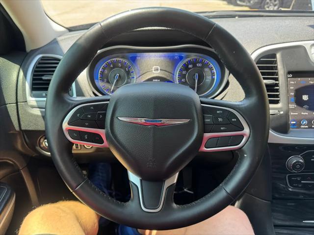 2022 Chrysler 300 Touring