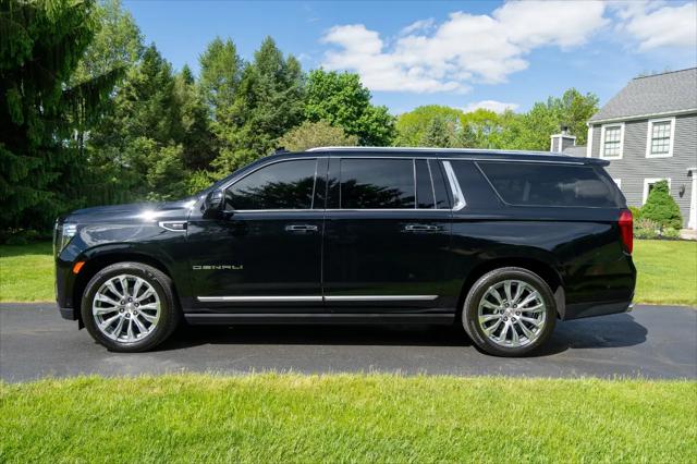2023 GMC Yukon XL Denali