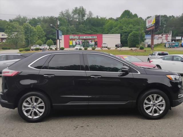2022 Ford Edge Titanium