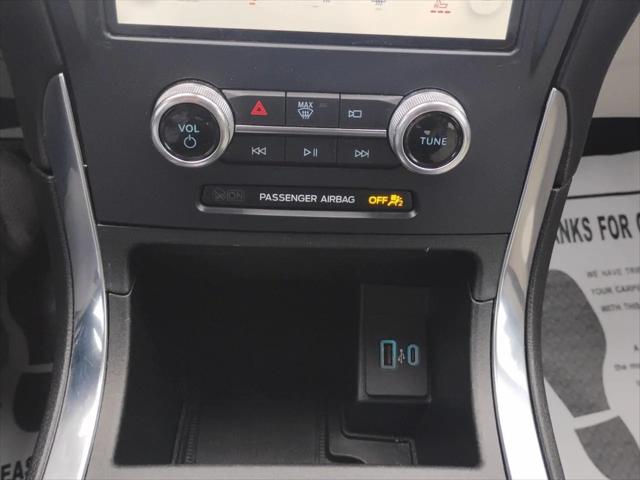 2022 Ford Edge Titanium