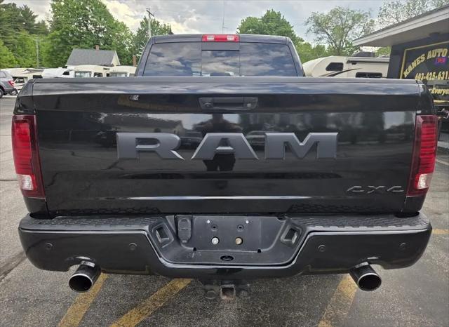2017 Ram 1500 Night Crew Cab 4x4 57 Box
