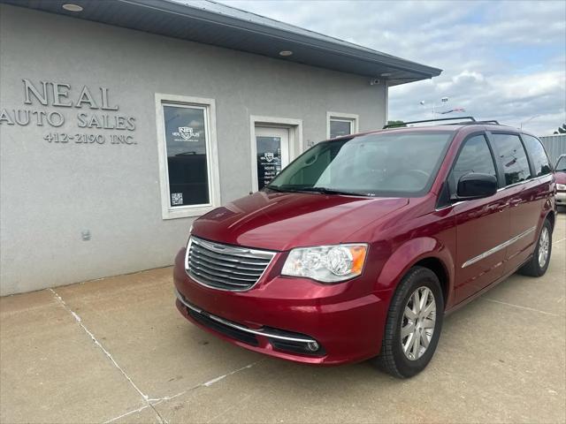 2016 Chrysler Town & Country Touring