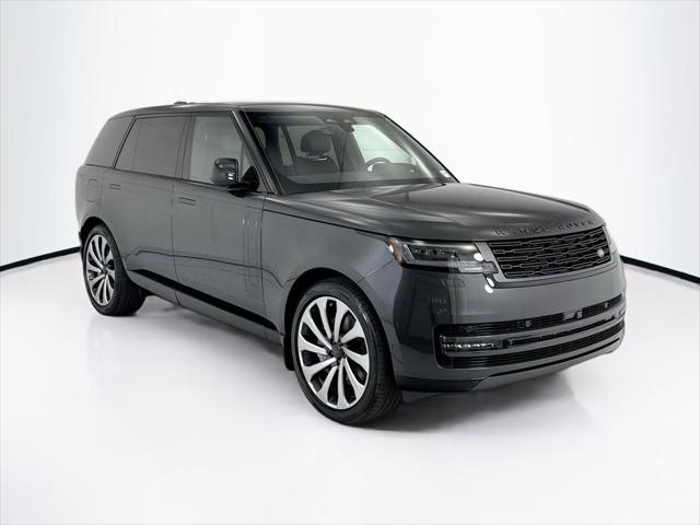 2026 Land Rover Range Rover P530 SE 7 Seat