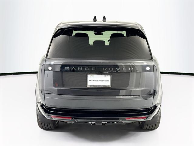 2026 Land Rover Range Rover P530 SE 7 Seat