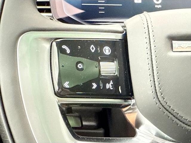 2026 Land Rover Range Rover P530 SE 7 Seat