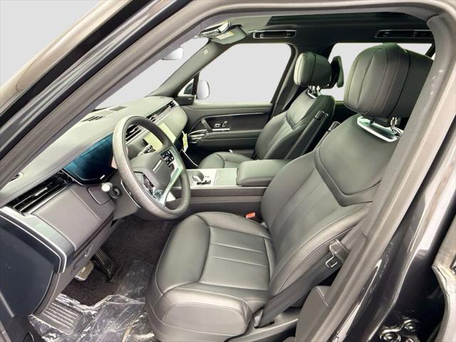 2026 Land Rover Range Rover P530 SE 7 Seat