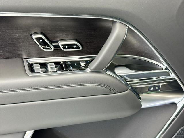 2026 Land Rover Range Rover P530 SE 7 Seat
