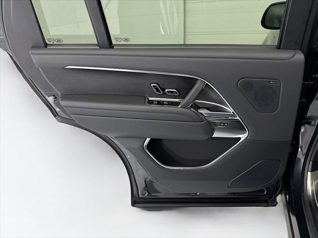 2026 Land Rover Range Rover P530 SE 7 Seat
