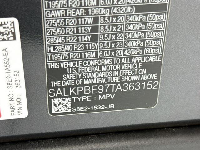 2026 Land Rover Range Rover P530 SE 7 Seat