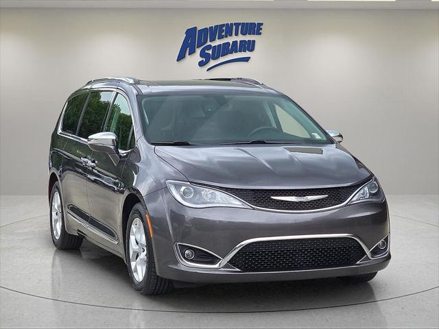 2020 Chrysler Pacifica Limited for sale in Fayetteville, AR