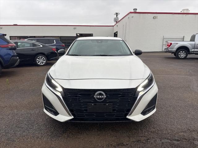 2024 Nissan Altima SV FWD
