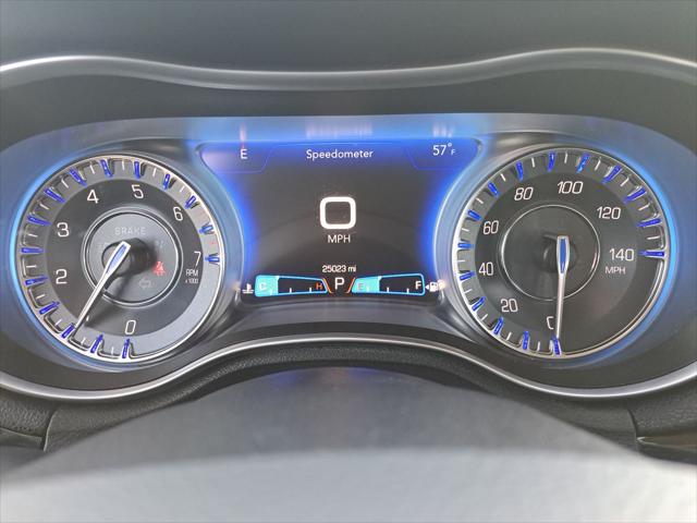 2023 Chrysler 300 Touring