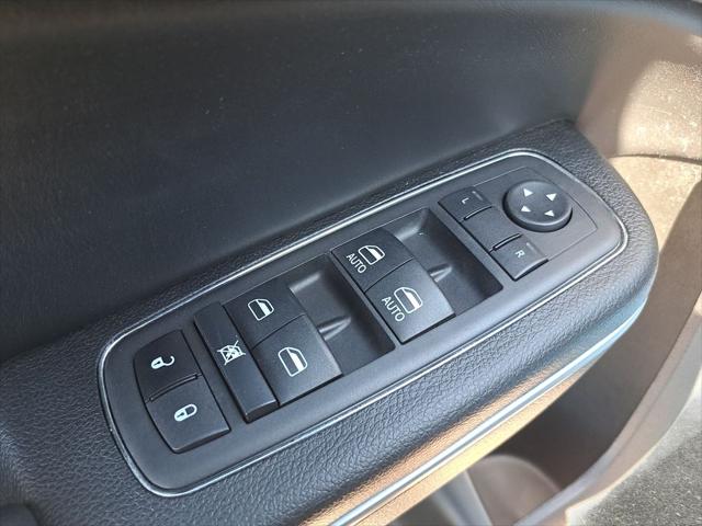 2023 Chrysler 300 Touring