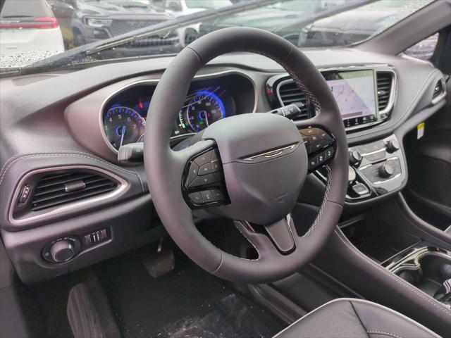 2027 Chrysler Pacifica Limited