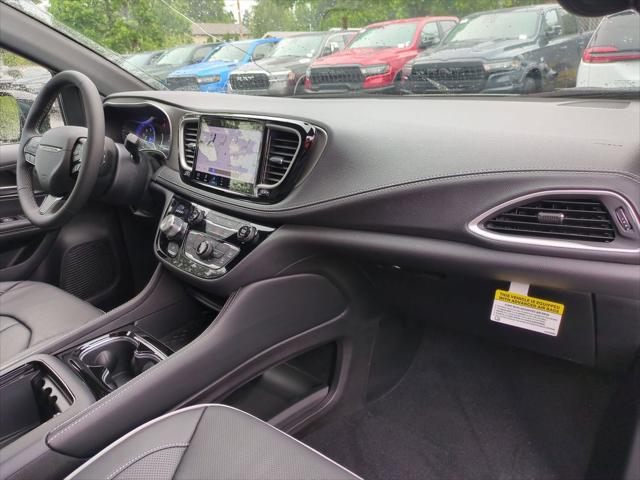 2027 Chrysler Pacifica Limited