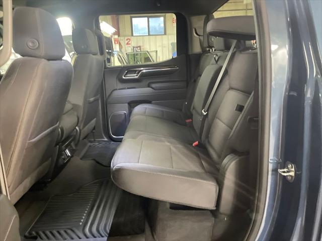 2024 GMC Sierra 1500 4WD Crew Cab Short Box Elevation with 3SB
