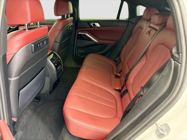 2022 BMW X6 M50i