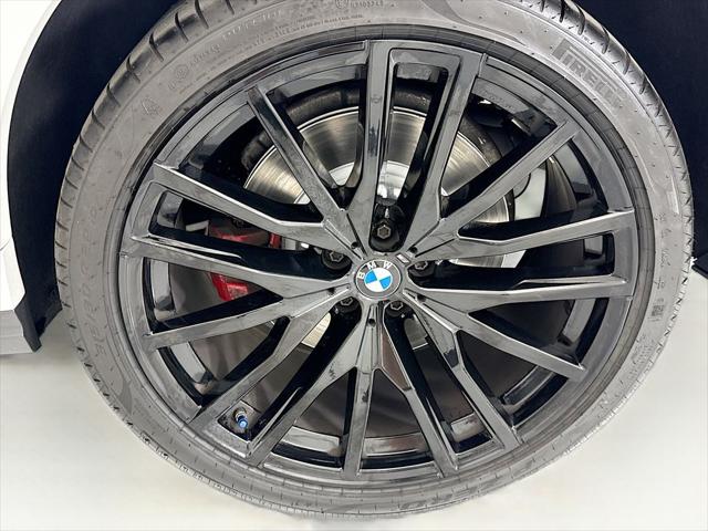 2022 BMW X6 M50i