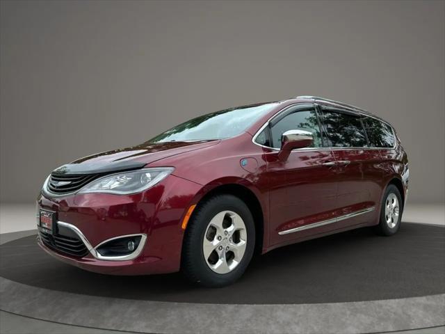 2018 Chrysler Pacifica Hybrid Limited for sale in Blair, NE
