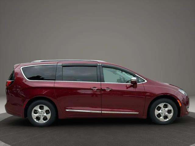 2018 Chrysler Pacifica Hybrid Limited