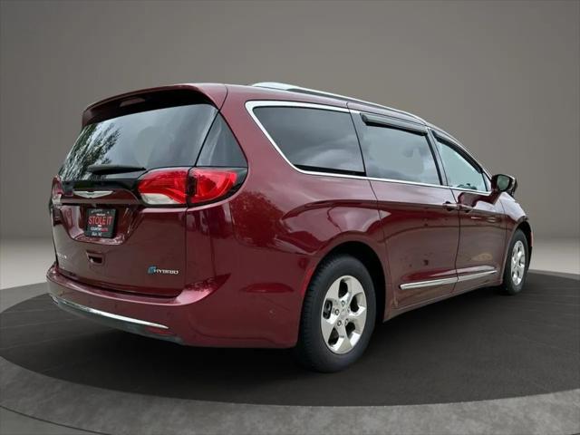 2018 Chrysler Pacifica Hybrid Limited