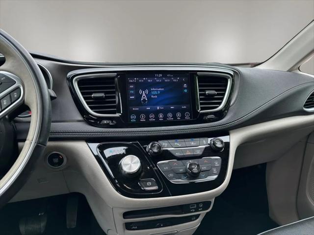 2018 Chrysler Pacifica Hybrid Limited