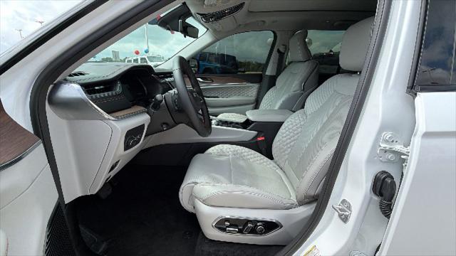 2022 Jeep Grand Cherokee Summit 4x4