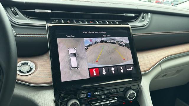 2022 Jeep Grand Cherokee Summit 4x4