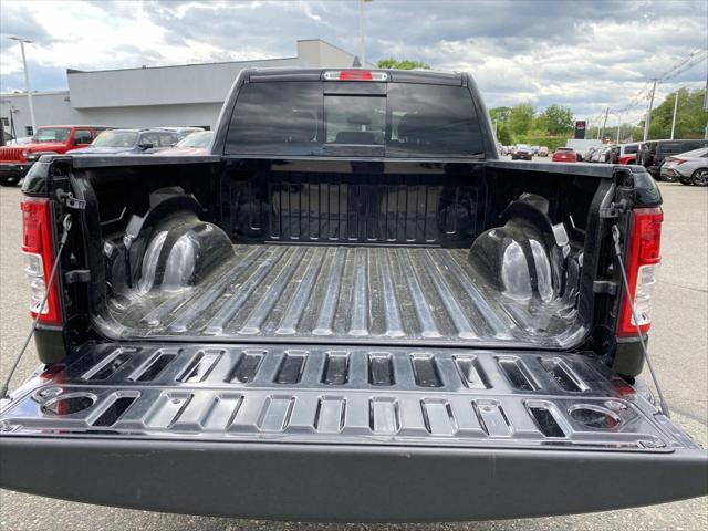 2022 Ram 1500 Big Horn Crew Cab 4x4 5'7" Box