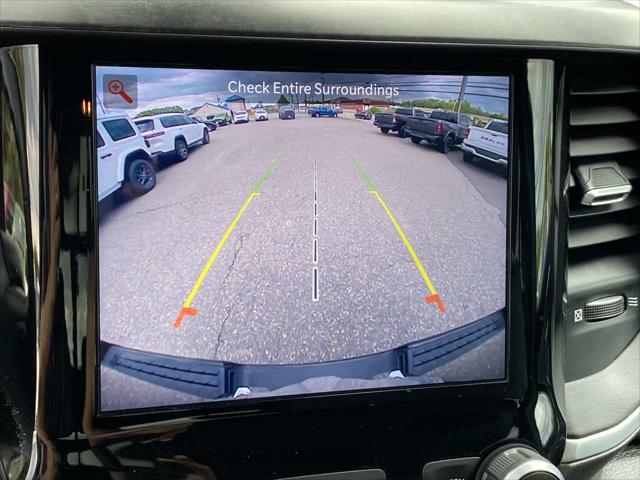2022 Ram 1500 Big Horn Crew Cab 4x4 5'7" Box