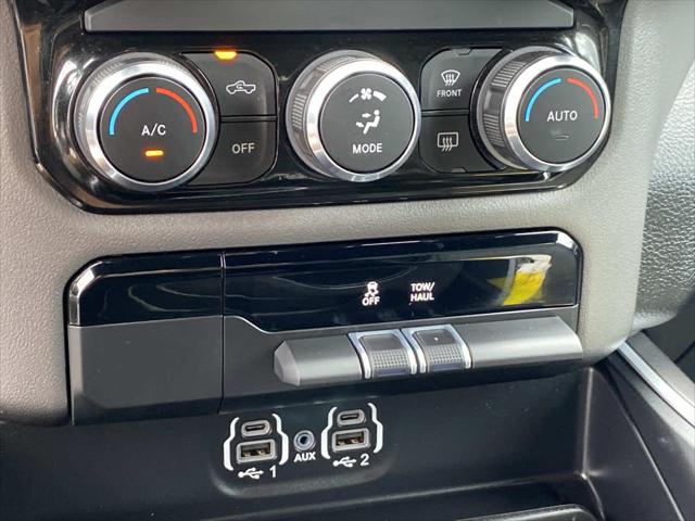 2022 Ram 1500 Big Horn Crew Cab 4x4 5'7" Box