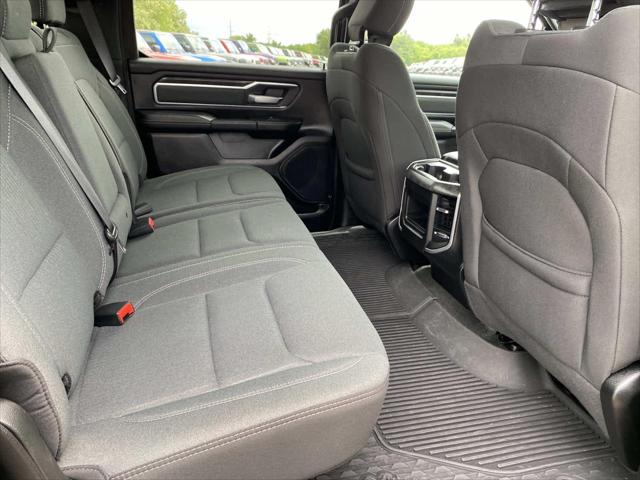 2022 Ram 1500 Big Horn Crew Cab 4x4 5'7" Box