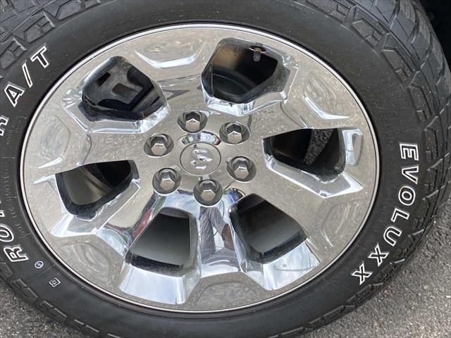2022 Ram 1500 Big Horn Crew Cab 4x4 5'7" Box