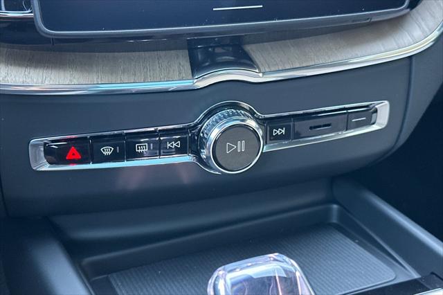 2026 Volvo XC60 Plug-In Hybrid Plus, T8 AWD Electric/Gasoline, Dark