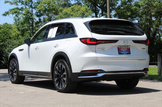 2024 Mazda X-90 Premium Plus