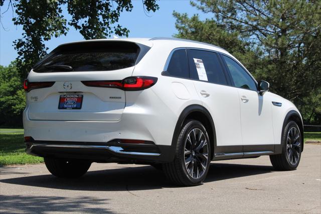 2024 Mazda X-90 Premium Plus