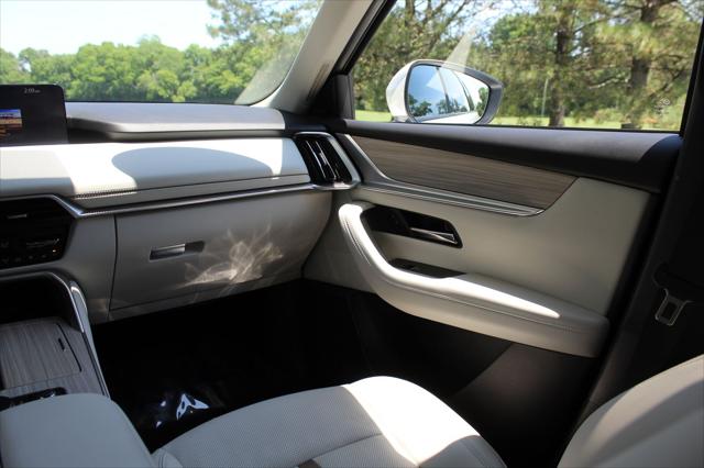 2024 Mazda X-90 Premium Plus