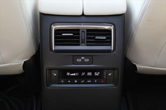 2024 Mazda X-90 Premium Plus