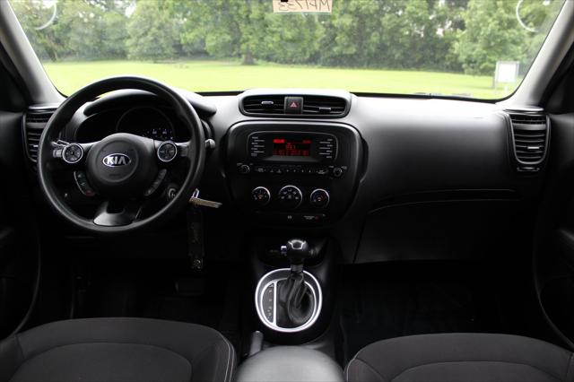 2015 Kia Soul Base