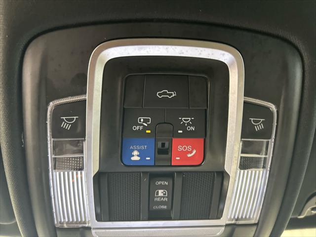 2023 Ram 1500 Laramie Crew Cab 4x4 5'7" Box
