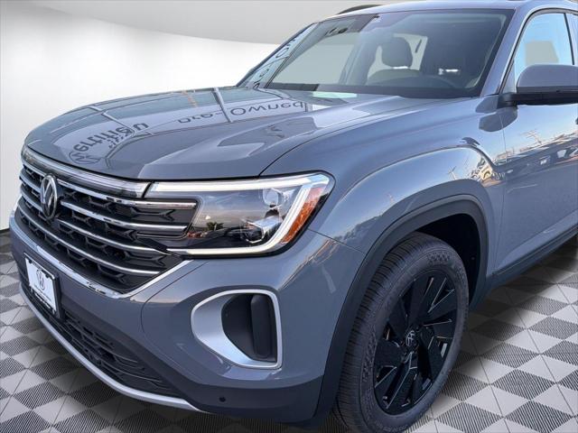 2026 Volkswagen Atlas SE with Technology