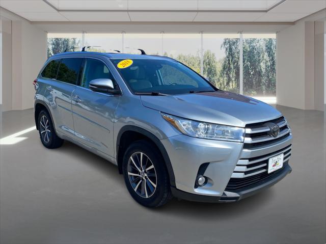 2018 Toyota Highlander XLE for sale in Des Moines, IA